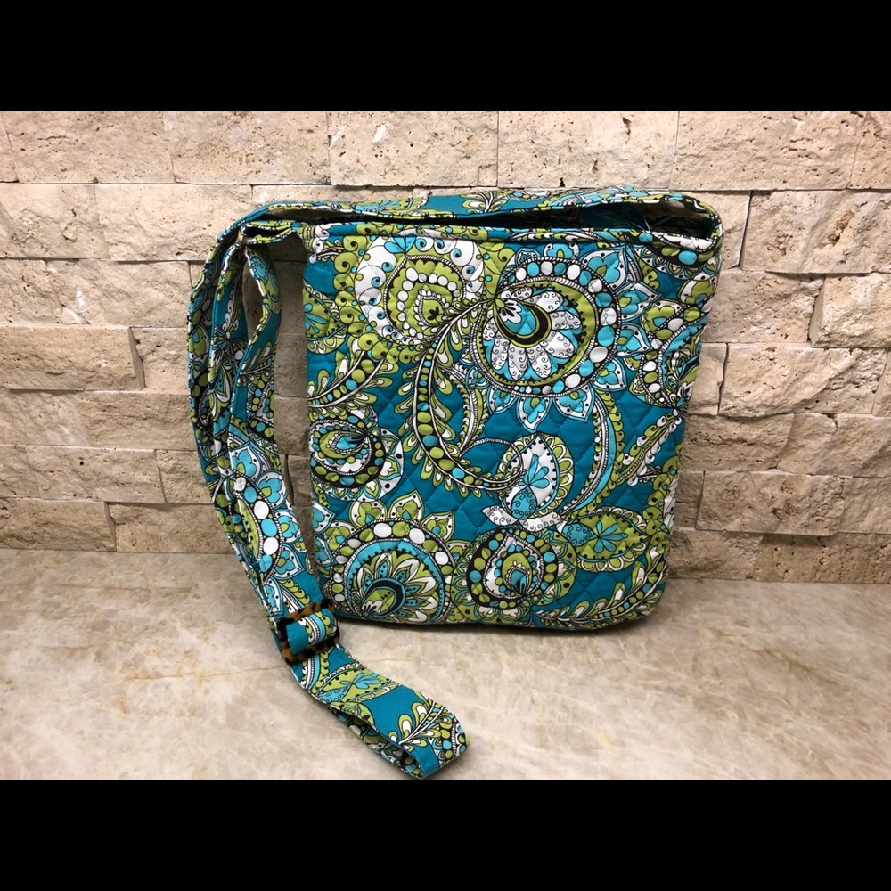 Vera Bradley Crossbody Purse - Picture 5 of 8